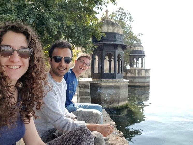 Paddy'S Loft The Lake View Hostel Udaipur Exteriör bild